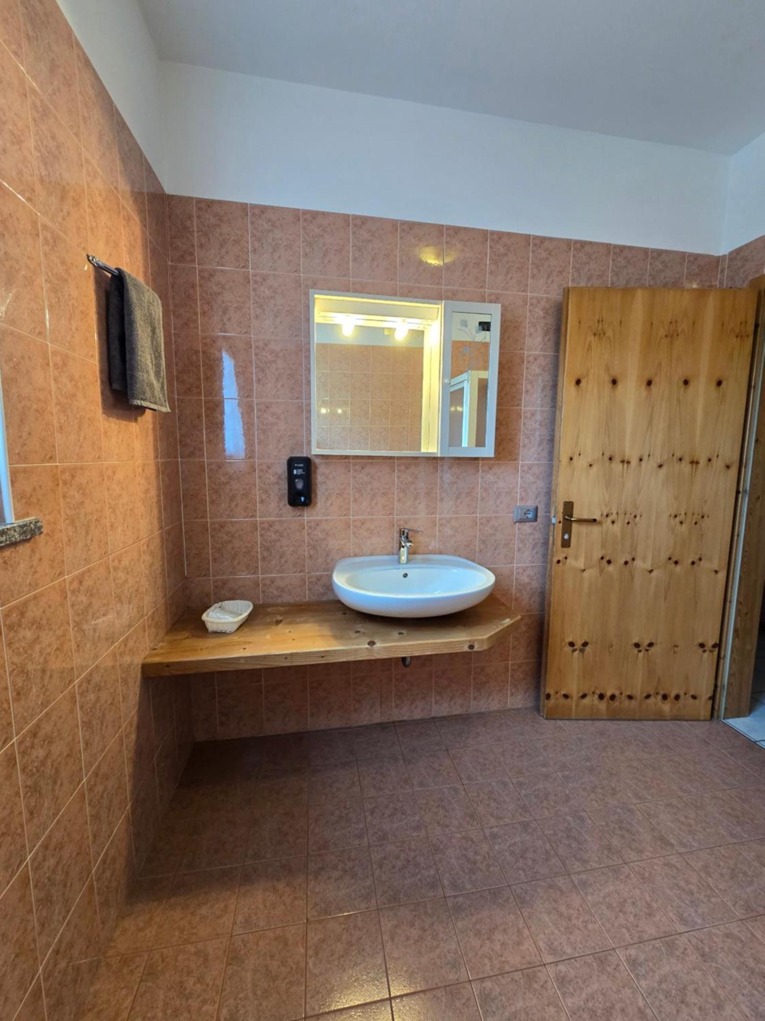 Villa Antico Fienile Agritur Mezzocorona Exterior foto
